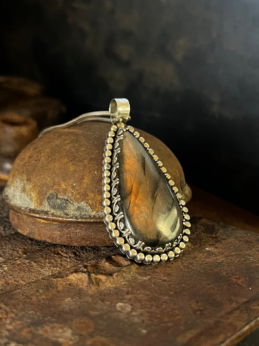 Aurora Labradorite Necklace