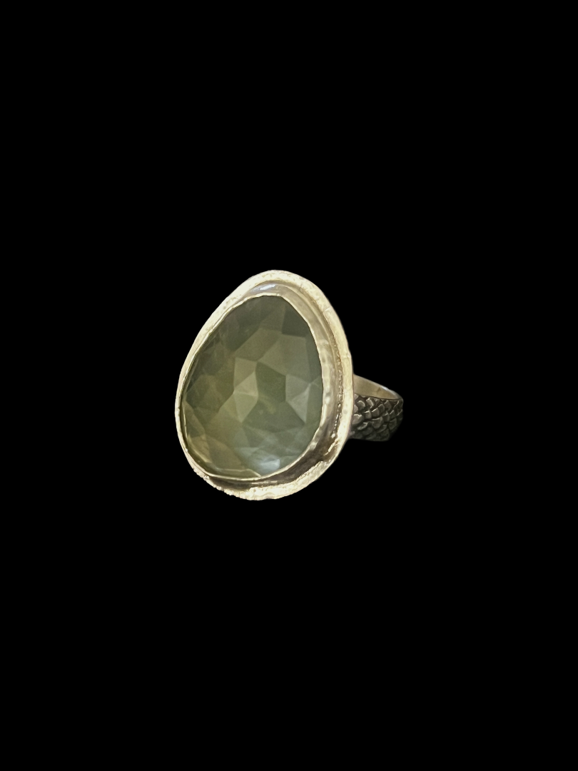 Prehnite Serpent Ring
