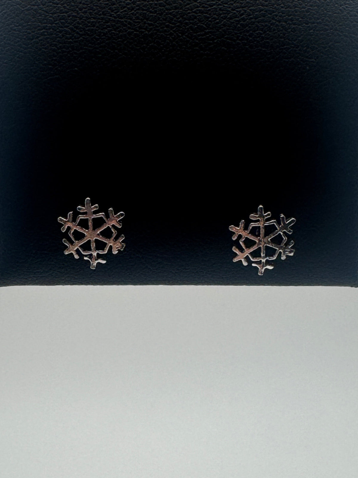 Snowflake Studs 2.0