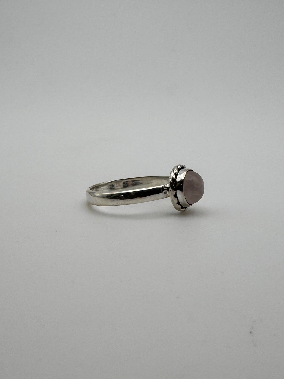Rose Quartz Rope Dot Ring