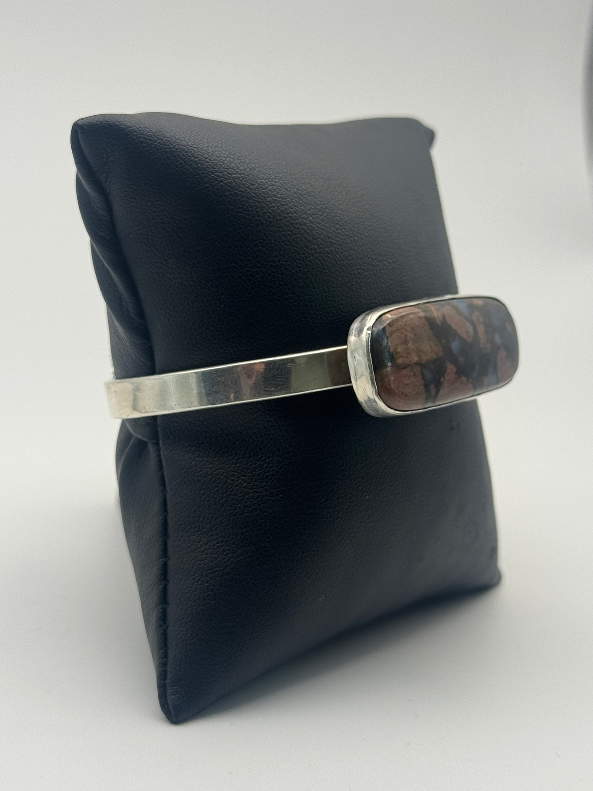 Que Sera Cuff