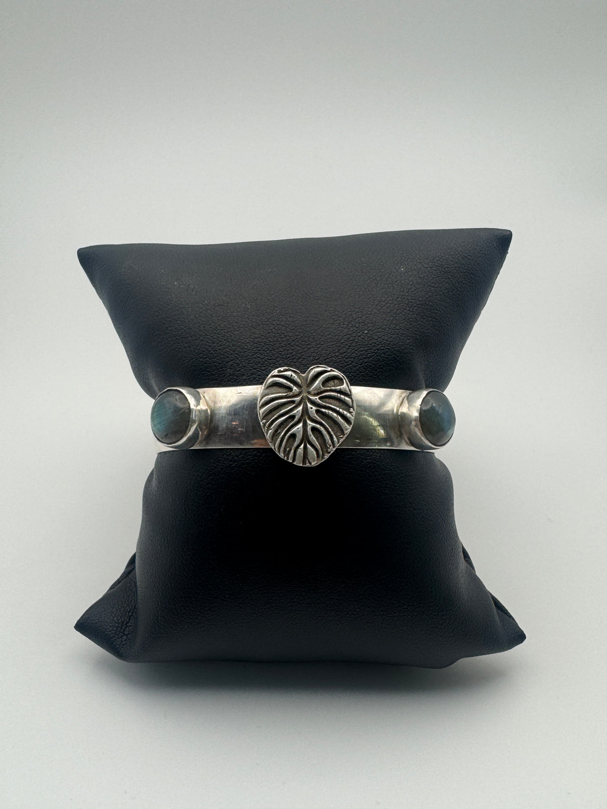 Monstera Labradorite Cuff