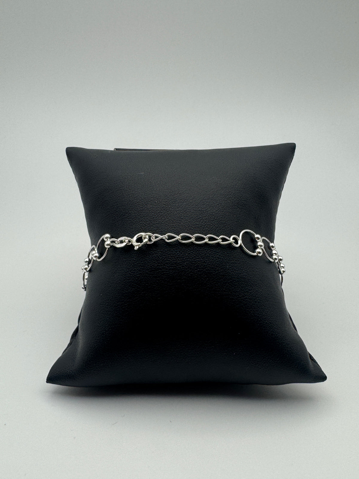 Beaded Loop Bracelet