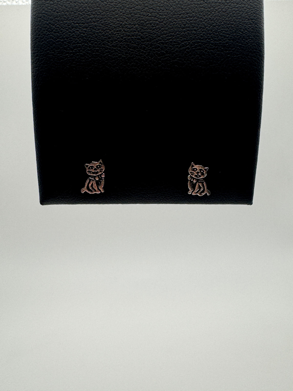 Kitty Studs