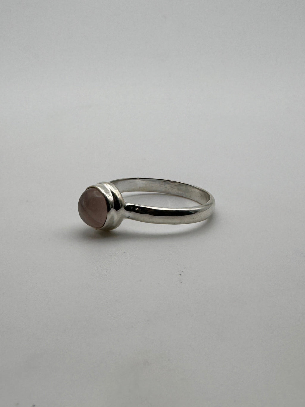 Rose Quartz Dot Ring