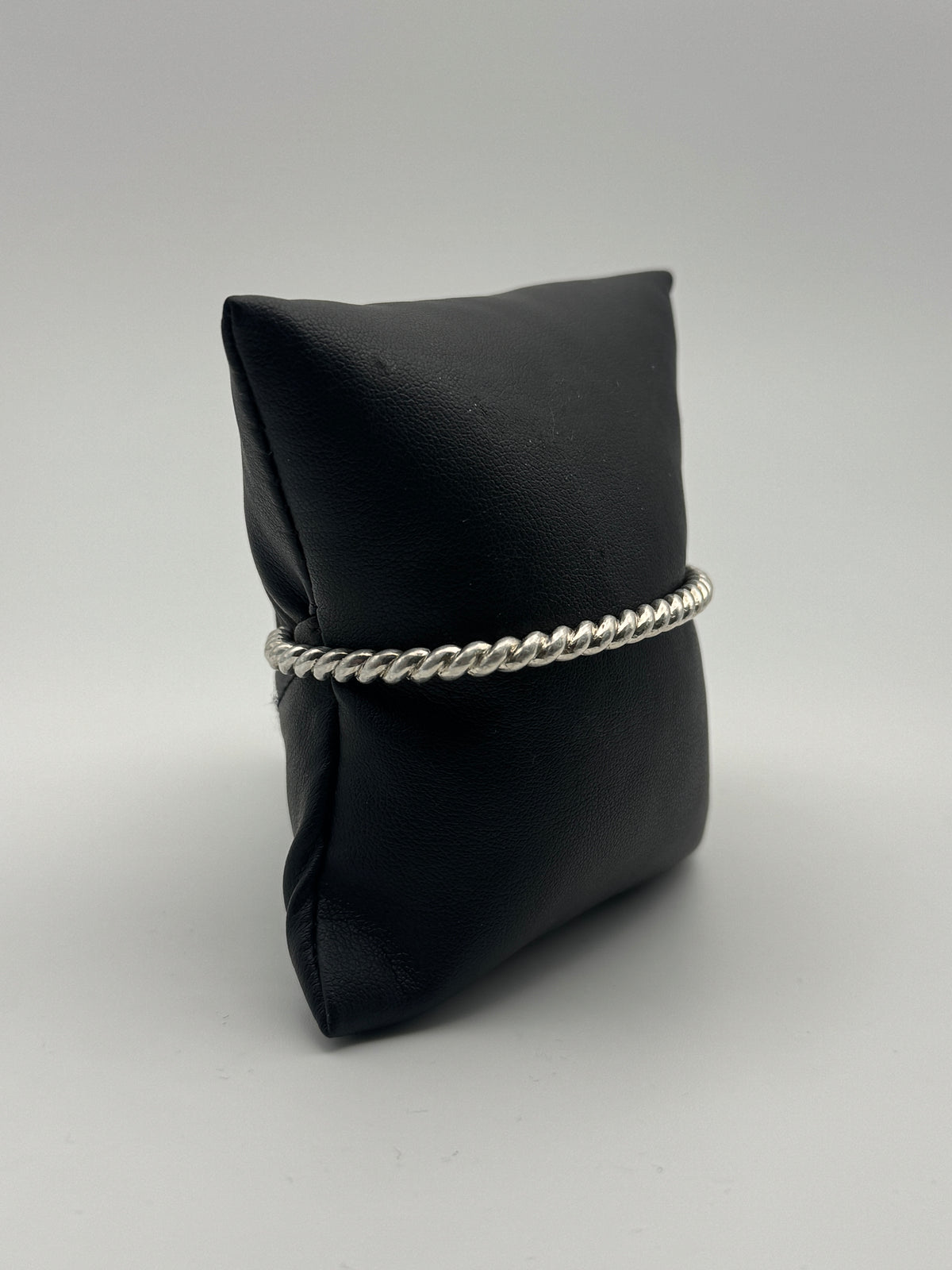 Twist Cuff