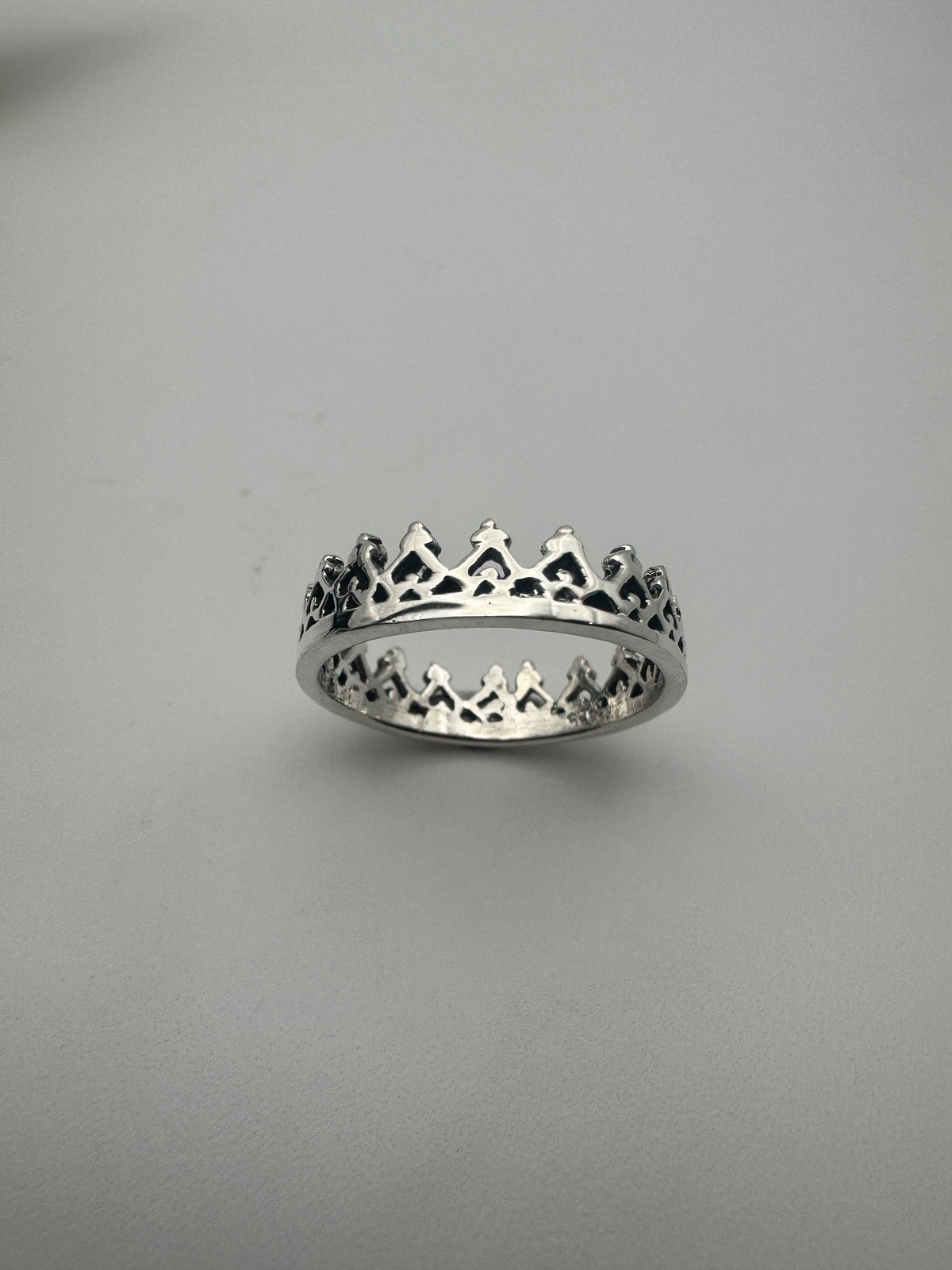 Lace Crown Stacker