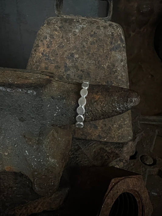 sterling crushed dot band