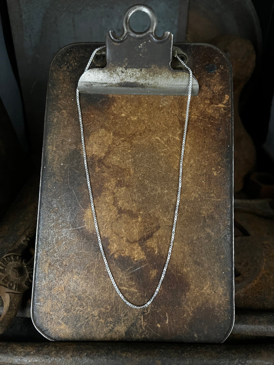 sterling small box chain